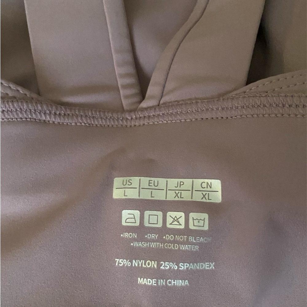 Women's lavender Colour Sports Bra
#N104 - Picture 4 of 4